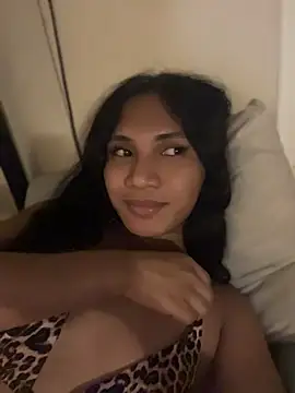 slutty_aki Pertunjukan Webcam