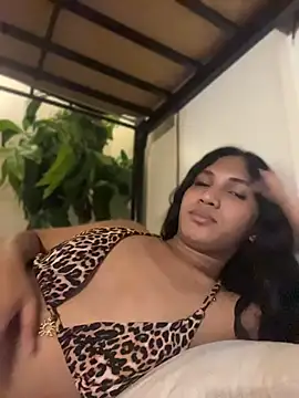 slutty_aki Show Webcam