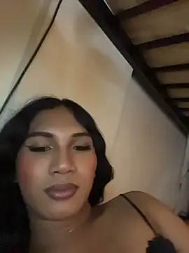 slutty_aki Pertunjukan Webcam