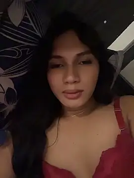Show de slutty_aki na webcam
