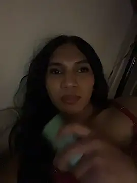 slutty_akiのウェブカメラショー