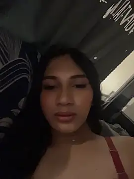 slutty_aki Adlı Modelin Web Kamerası Şovu