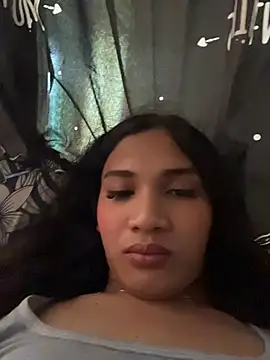 slutty_aki Webcam Show