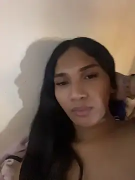 slutty_aki's Webcam Show