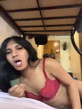 slutty_aki Pertunjukan Webcam