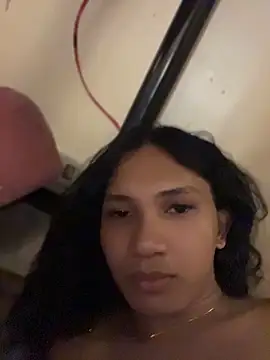 slutty_akiのウェブカメラショー