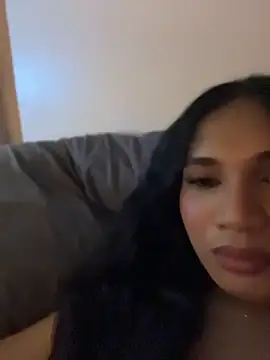 slutty_aki Pertunjukan Webcam