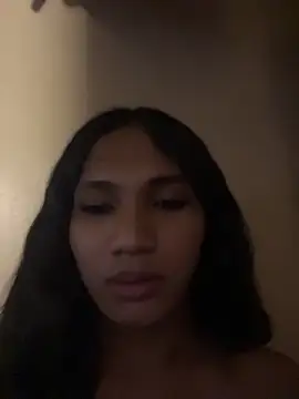 slutty_aki Webcam show