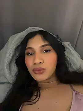 slutty_aki Pertunjukan Webcam