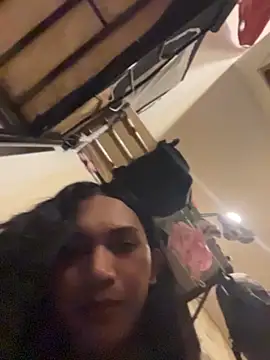 slutty_aki Show Webcam