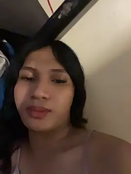 slutty_aki Webcam show
