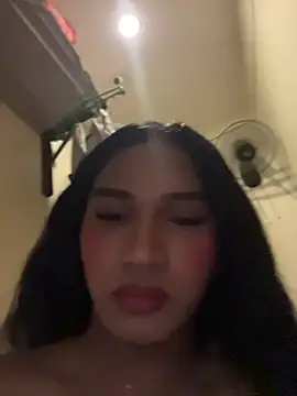 slutty_aki Pertunjukan Webcam
