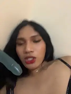 slutty_aki Pertunjukan Webcam