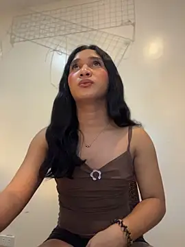 slutty_aki Webcam show