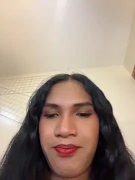 slutty_aki Pertunjukan Webcam