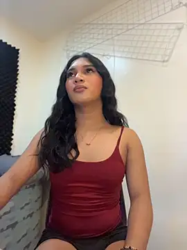 slutty_aki Pertunjukan Webcam