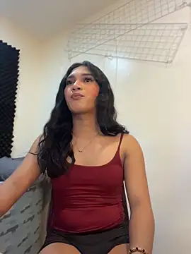 slutty_aki Pertunjukan Webcam