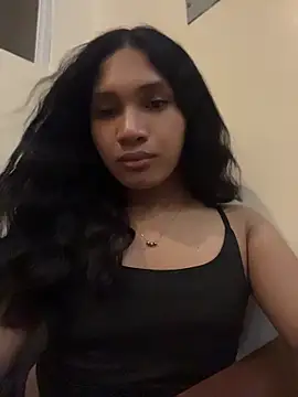 Show de slutty_aki na webcam