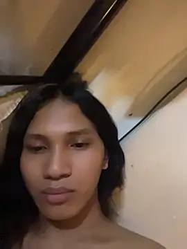 slutty_aki Webcam Show
