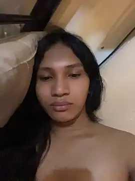 slutty_aki Webcamshow