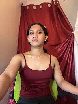 slutty_aki Pertunjukan Webcam