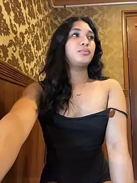 slutty_aki Pertunjukan Webcam