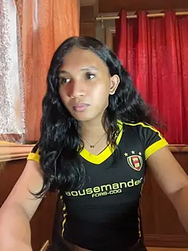 slutty_aki Pertunjukan Webcam