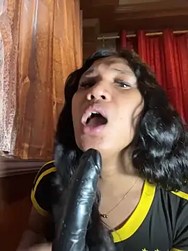 slutty_aki Pertunjukan Webcam