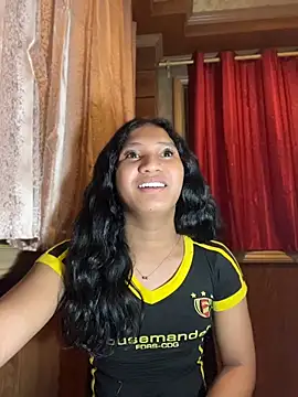 slutty_aki Pertunjukan Webcam