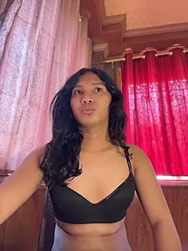 slutty_aki Show Webcam