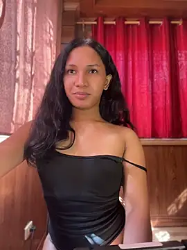 slutty_aki webcam show