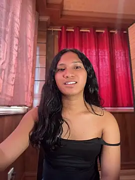 slutty_aki Pertunjukan Webcam
