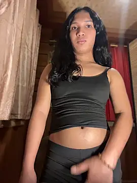slutty_aki Show in webcam