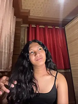 slutty_aki Pertunjukan Webcam