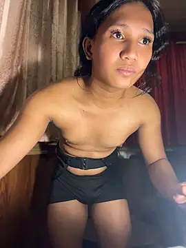 slutty_aki's Webcam Show