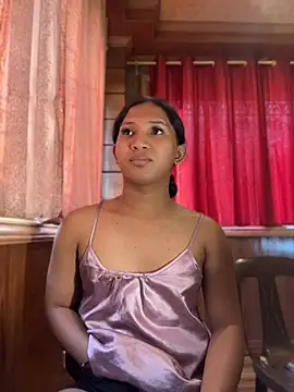 slutty_aki Adlı Modelin Web Kamerası Şovu