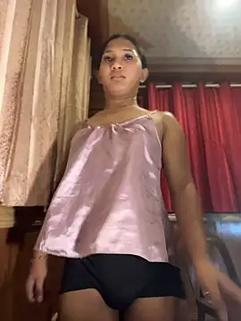 slutty_aki Pertunjukan Webcam