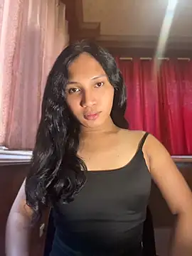 slutty_aki Show in webcam