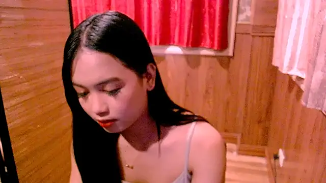slutty_aki Adlı Modelin Web Kamerası Şovu