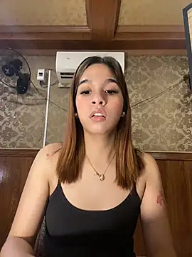 hugecock_cali Шоу с уебкамера