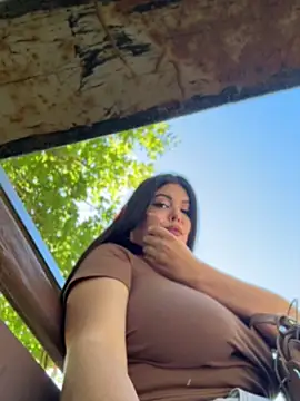 AmelliaDiamond's Live XXX Chat