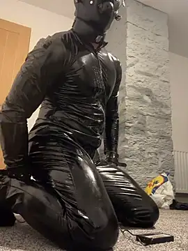 blackfurr: διαδικτυακό σόου στην κάμερα