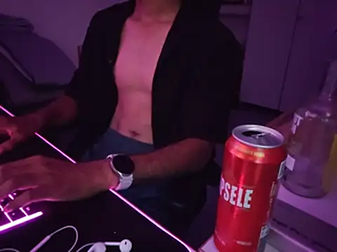 Pokazy przed kamerką – NotEEGamer