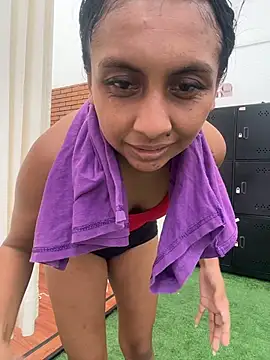צ'אט XXX בשידור חי של MELIZ_QUEEN