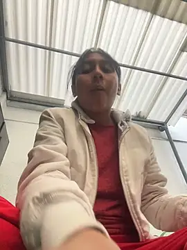 MELIZ_QUEEN: απευθείας συνομιλία ΧΧΧ