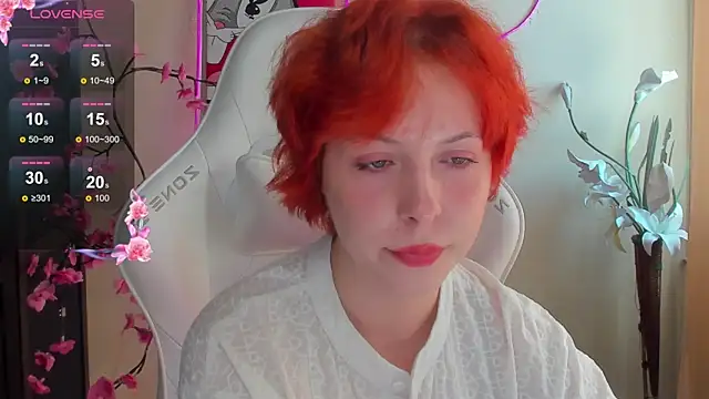 XXX chat uživo modela InfernoKitten