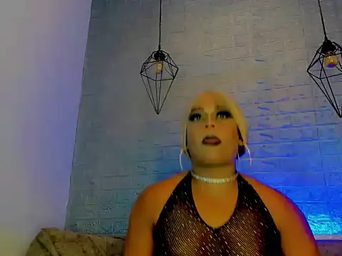 Show modela CristalGill_ na web-kameri