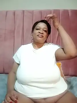 BUSTYQUEEN56_ 라이브 XXX 채팅