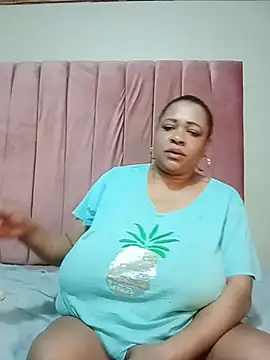 Show Webcam de BUSTYQUEEN56_