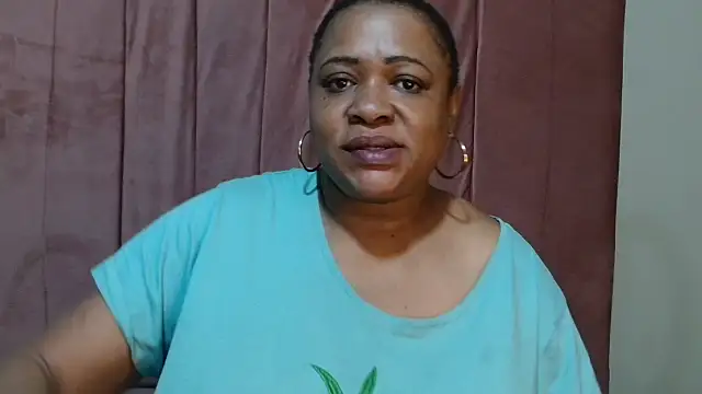 BUSTYQUEEN56_ লাইভ XXX চ্যাট